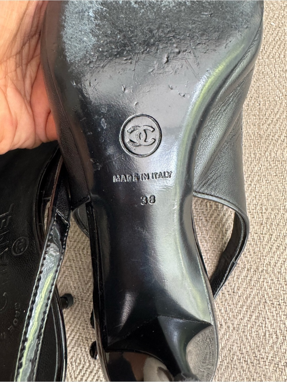 CHANEL Black Leather Pointed Slingback heels - Picture 8 of 14